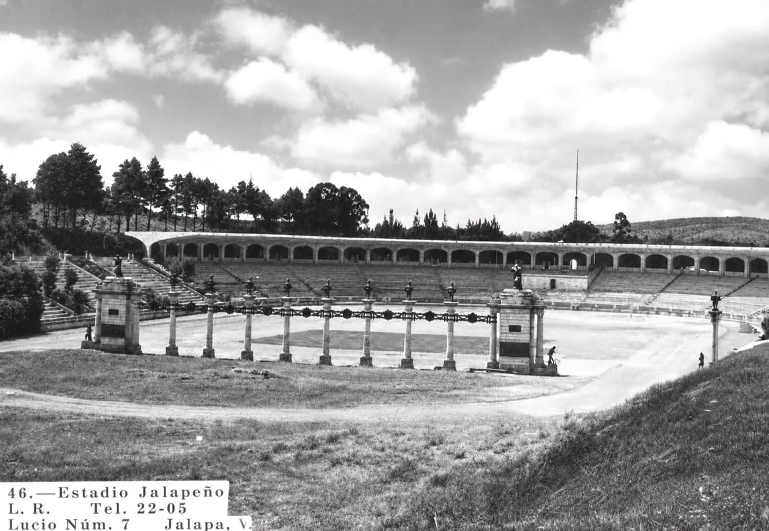 Homenaje a los constructores del Estadio Jalapeño, 1925-2026